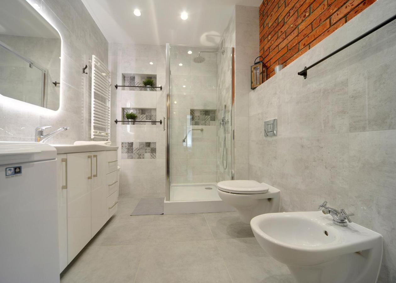 Lodz4Rent - Piotrkowska - Premium Apartment 9,7 - Hopa Lupa 1400M Pieszo !! Dış mekan fotoğraf